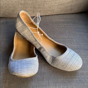 Super cute striped flats